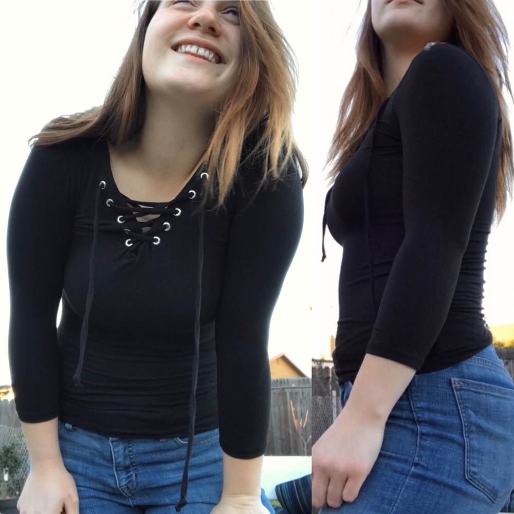 Lace Up 3/4 Sleeve Top 🖤